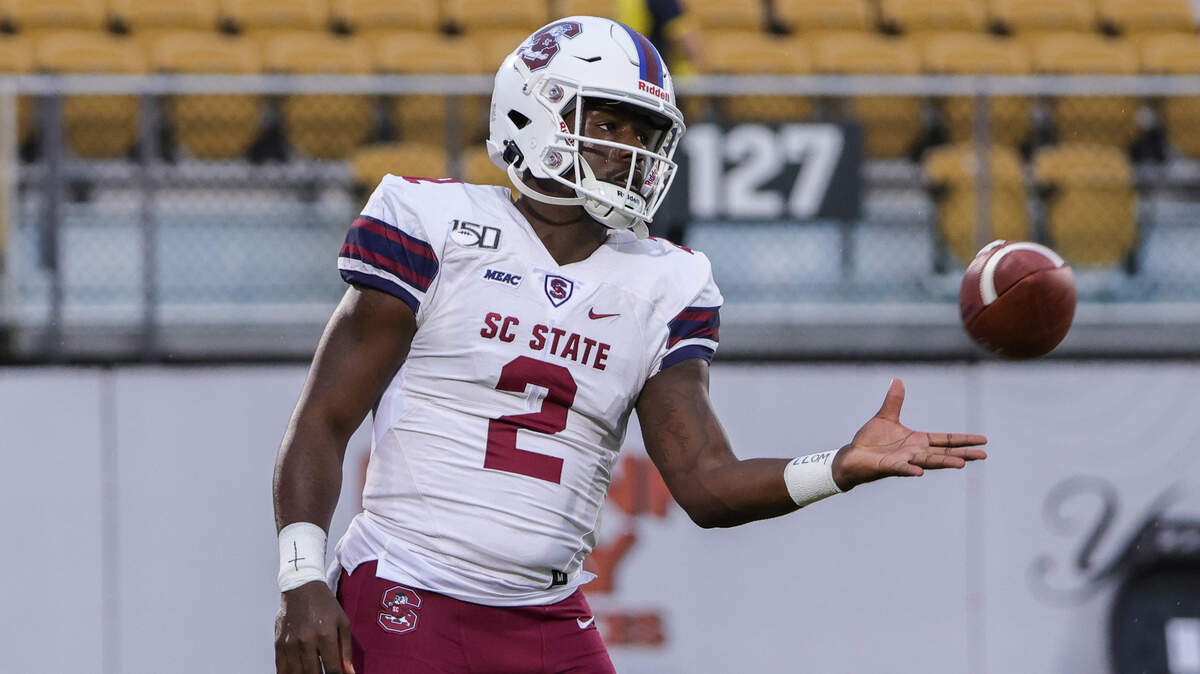 S.C. State Bulldogs quarterback Corey Fields (2)
