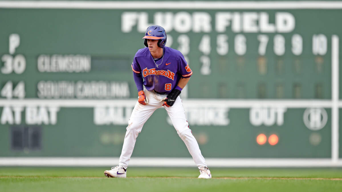 Clemson junior Logan Davidson (8) gets lead off of second base. South Carolina faced Clemson in a baseball game at Fluor Field in Greenville Saturday, March 2, 2019 GWINN DAVIS / FOR THE STATE