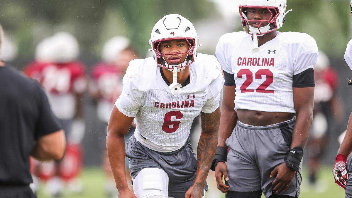 South Carolina defensive end Dylan Stewart (6) is seen during practice in Columbia on Sunday, August 10, 2025.