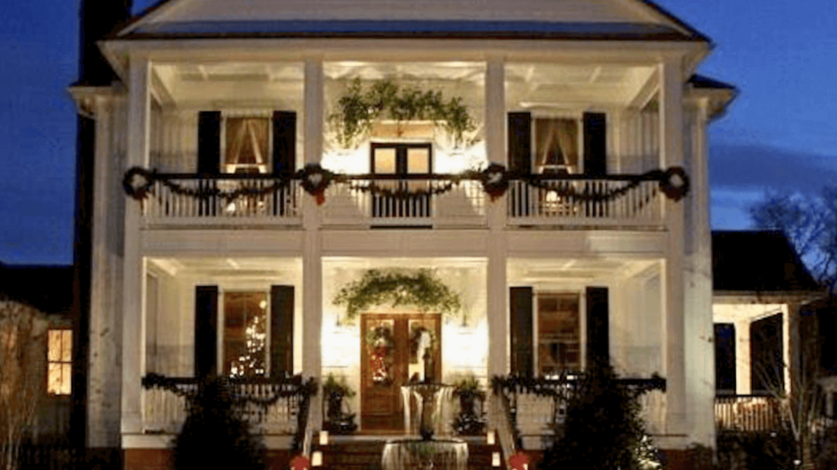 The old Mccaskill farm bed and breakfast in Camden SC is decorated for the holidays.