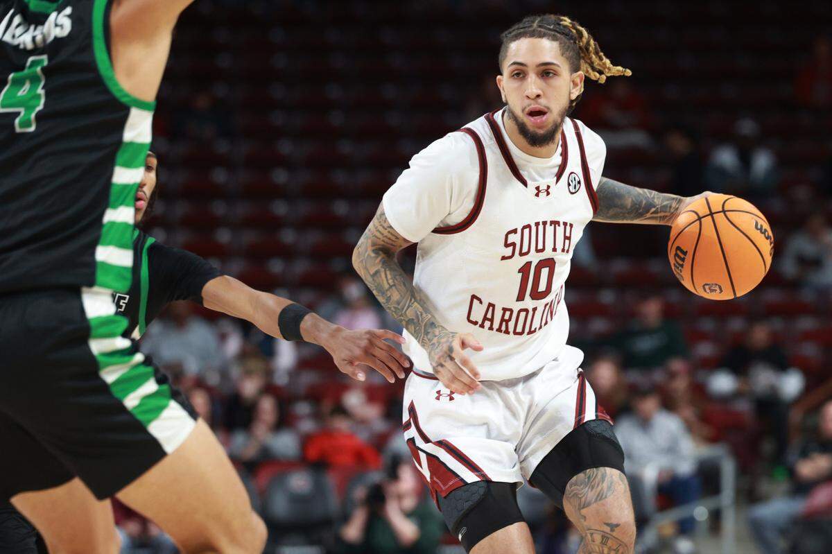 South Carolina Guard Myles Stute (10) plays Upstate at Colonial Life Arena on Saturday, December 14, 2024. 