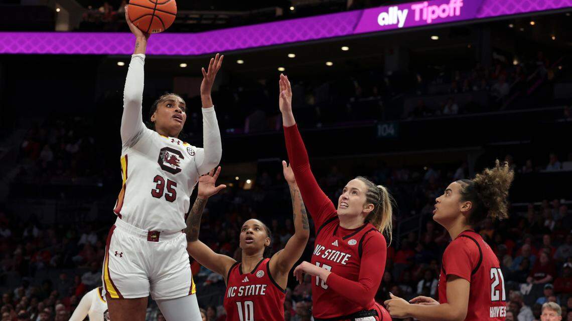 Top 10 triumph: No. 1 South Carolina takes down No. 9 NC State in Charlotte showdown