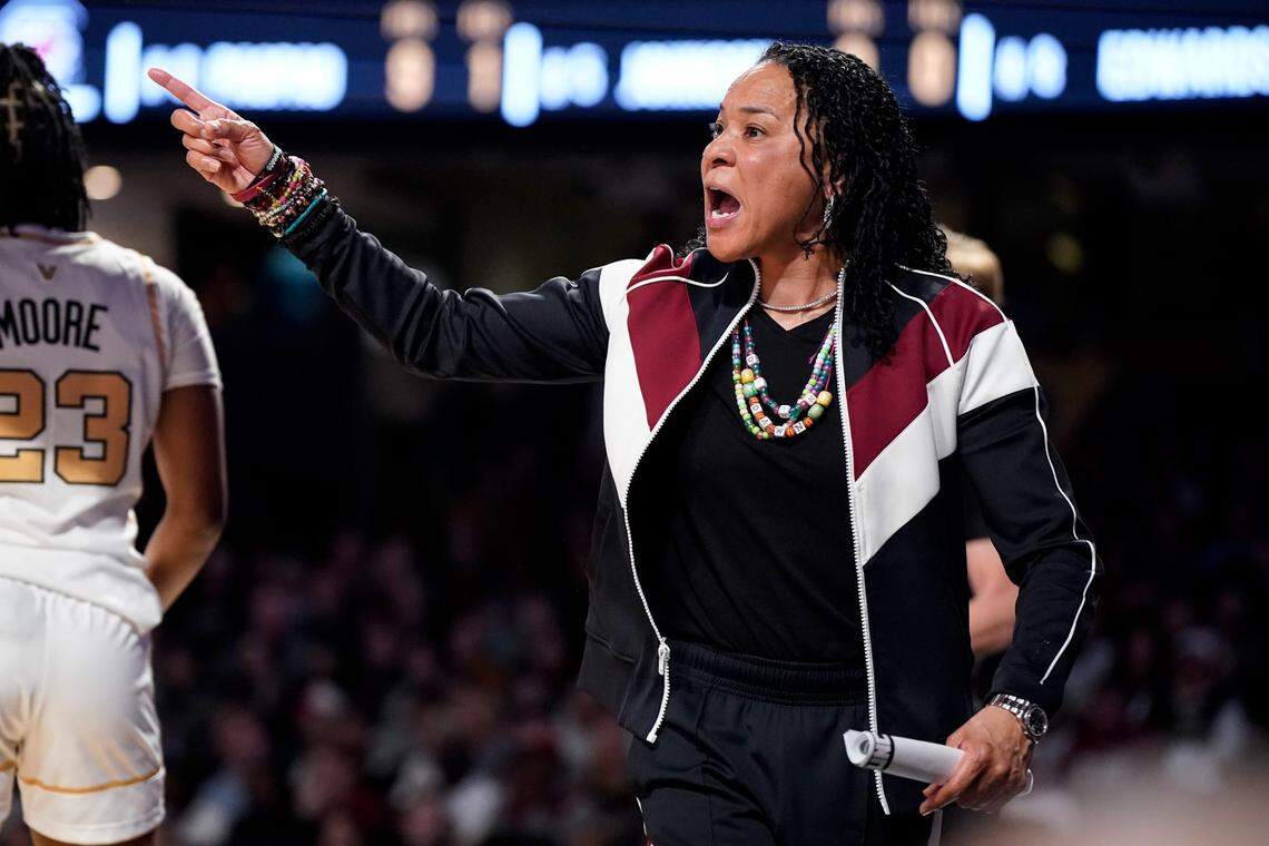 South Carolina head coach Dawn Staley works with her team against the Vanderbilt during the second quarter at Memorial Gym in Nashville, Tenn., Sunday, Feb. 23, 2025.