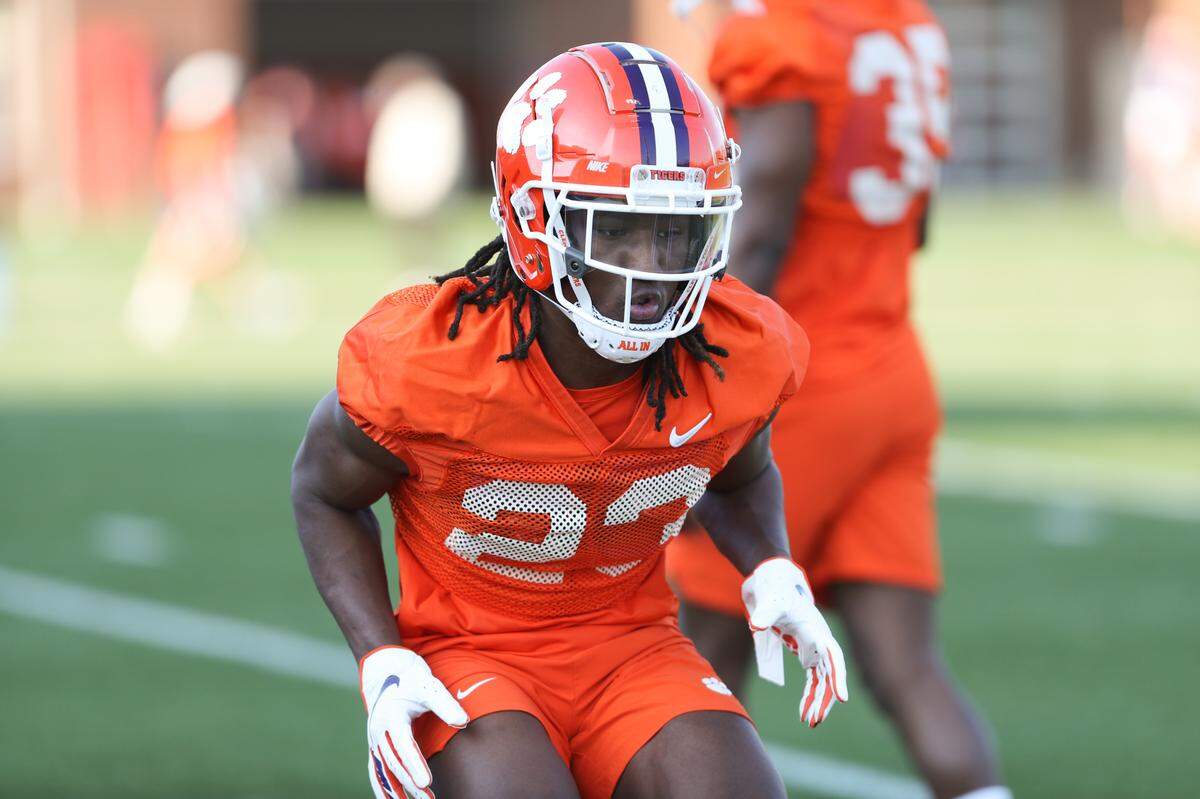 Clemson football’s Toriano Pride at spring practice March 2, 2022.