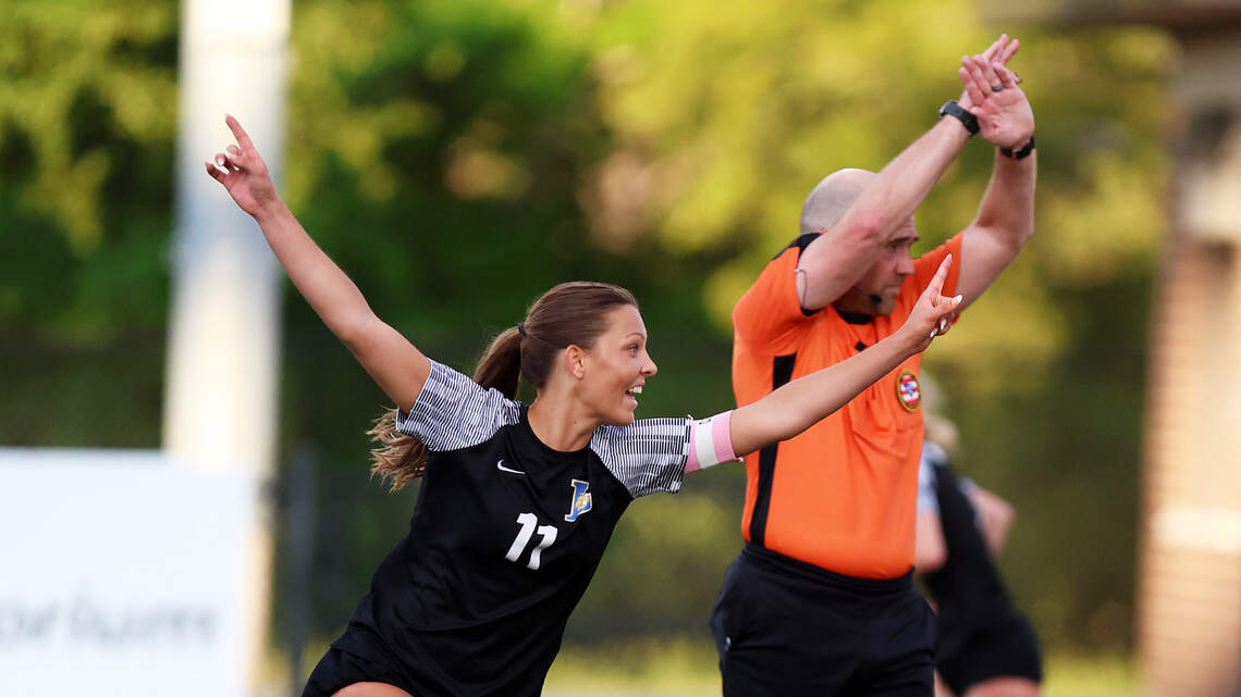 Lexington girls soccer keeps dream season alive for outgoing coach Chris Fryland