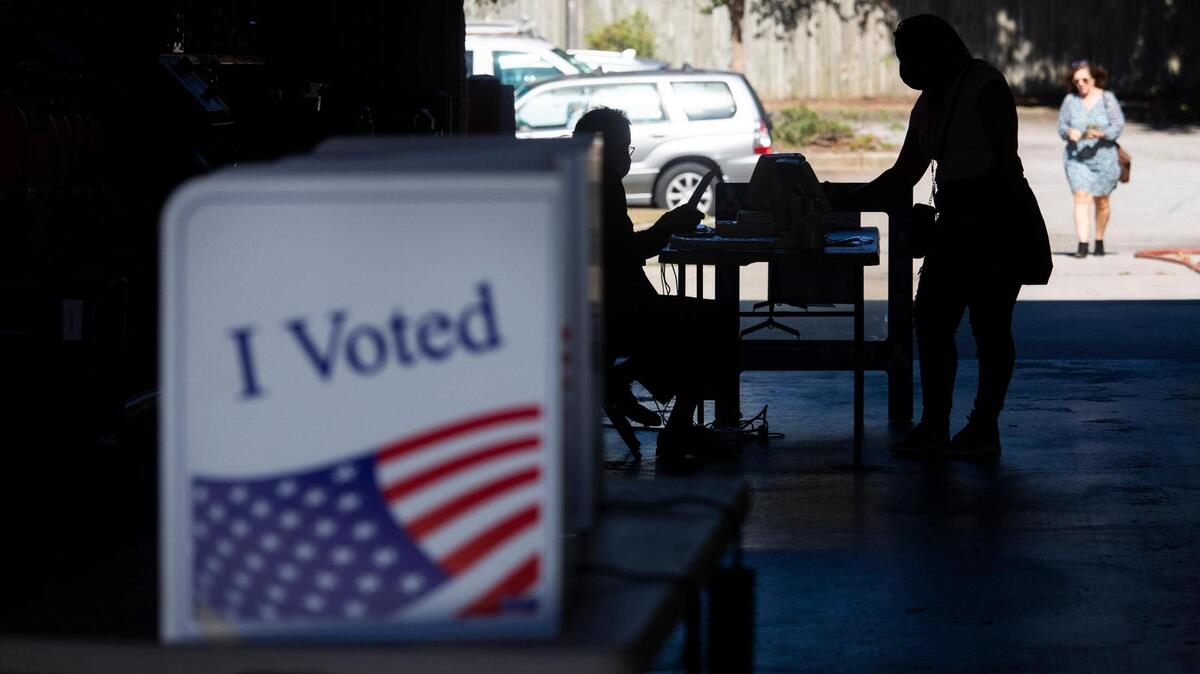 Residents vote in the Richland 1 school board election at the Shandon Fire Station on Tuesday, October 23, 2021.