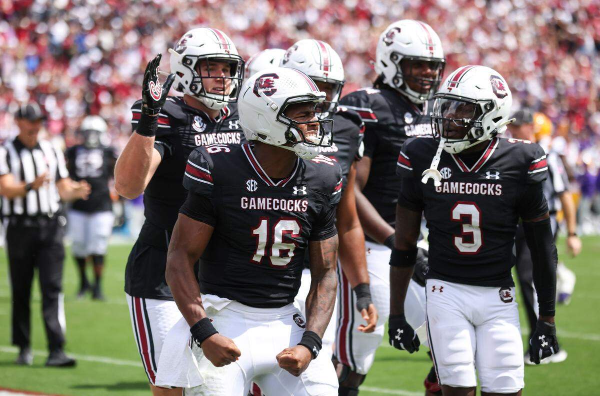 South Carolina quarterback LaNorris Sellers (16) celebrates with teammates after scoring a touchdown during the first half of South Carolina’s game against LSU in Columbia on Saturday, September 14, 2024.