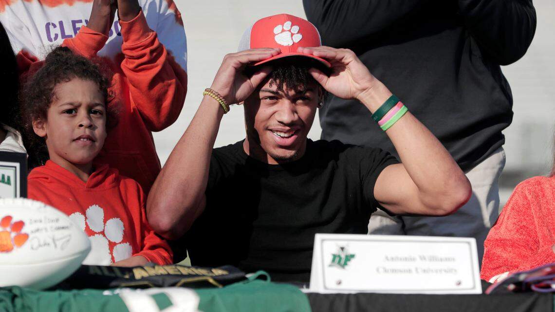 Dutch Fork High school’s Antonio Williams signs a letter of intent to play football at the Clemson on Wednesday, December 15, 2021.