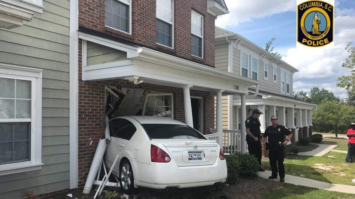 The Columbia Police Department is investigating a wreck at the 2100 block of Slighs Avenue.