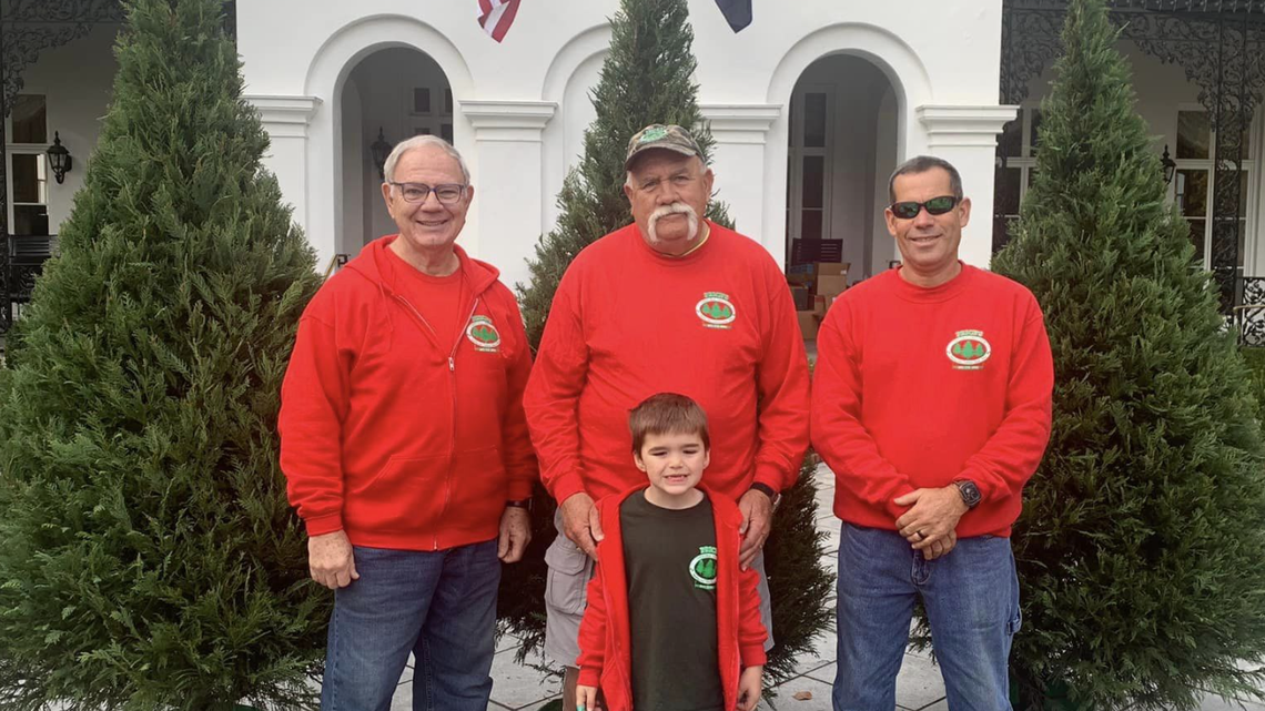 Price’s Tree Farm recently delivered Christmas trees to the SC Governor’s Mansion.