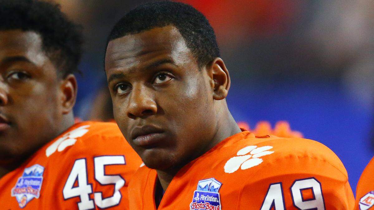 Clemson Tigers defensive end Richard Yeargin (49)