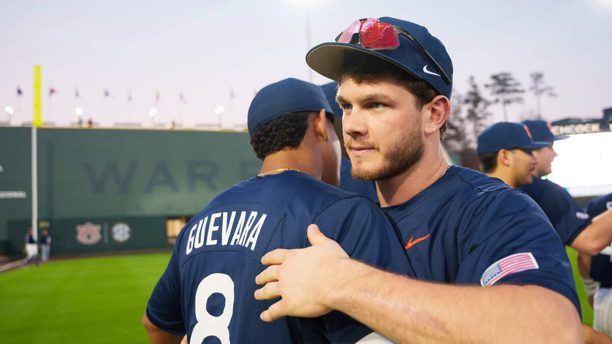 Auburn’s Bristol Carter (right) announced his commitment to South Carolina baseball on Monday.