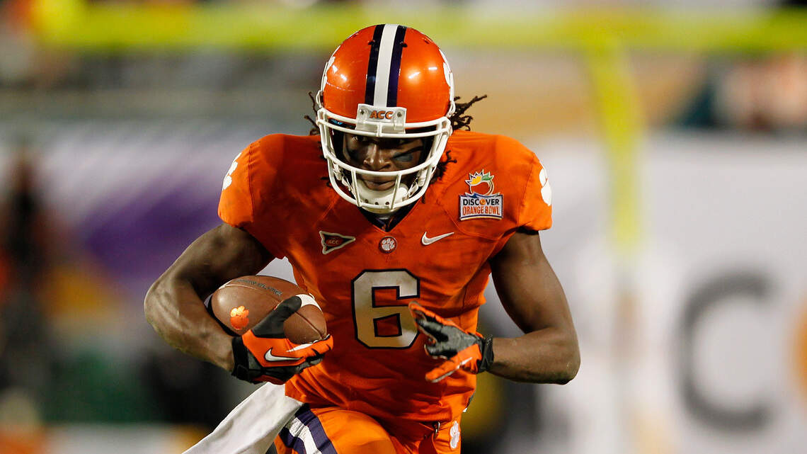 Former Clemson star DeAndre Hopkins hired to ACC football coaching staff