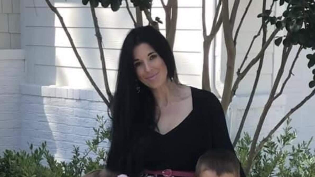 Emily Peláez is a mother of two children, ages 8 and 9, in Beaufort County Public Schools.