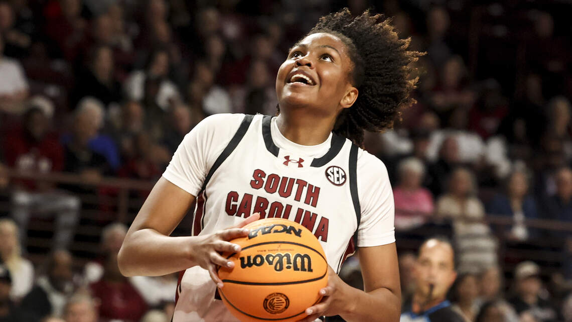 Ayla McDowell showing signs of reliability for Gamecocks WBB The