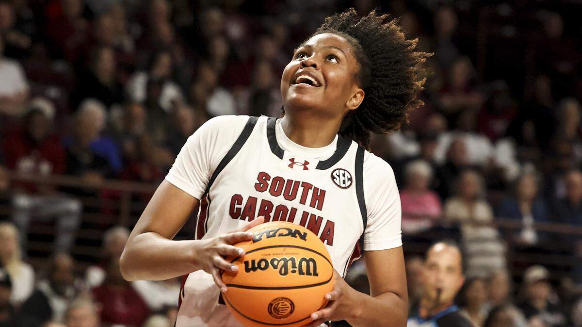 South Carolina's Ayla McDowell (24) drives to the basket during the first half of action of their women's basketball game against Bowling Green at Colonial Life Arena on Friday, Nov. 7, 2025.