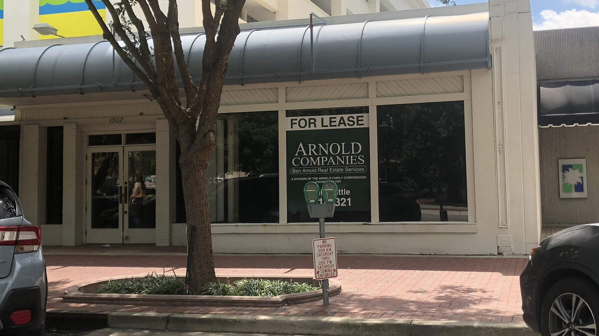 A storefront on Columbia’s Main Street was supposed to be a location of Famous Toastery