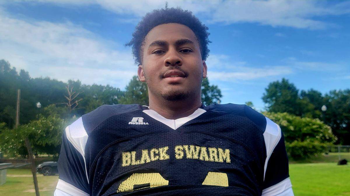 Camden defensive lineman Xzavier McLeod