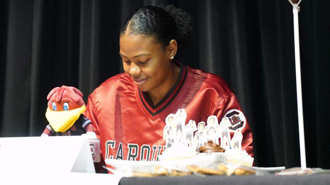 Ayla McDowell signed with South Carolina for the 2025 class.