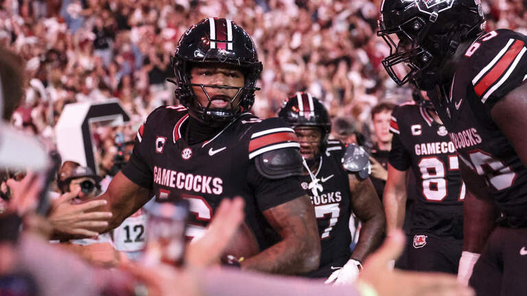 South Carolina football’s bowl game projections trending upward after Tennessee win