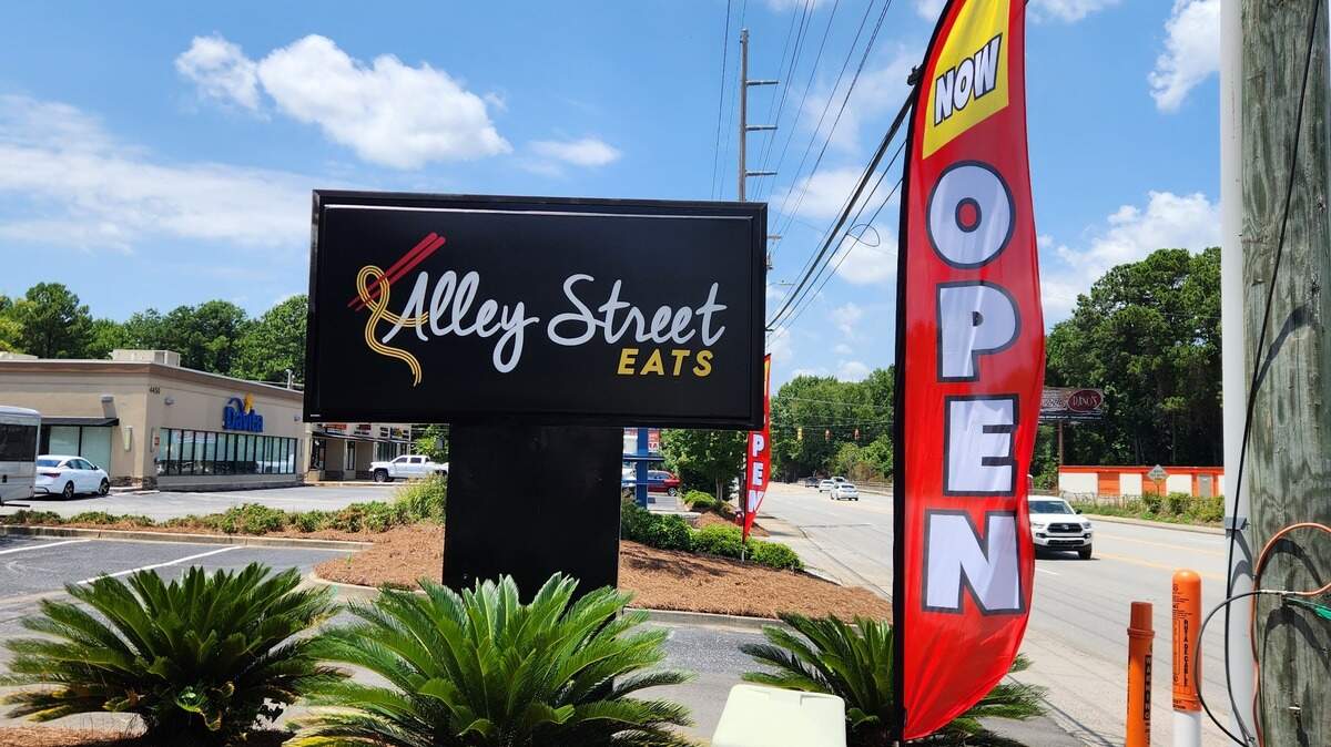 Alley Street Eats, an Asian fusion restaurant, recently opened at 4478 Rosewood Drive in Columbia, SC.