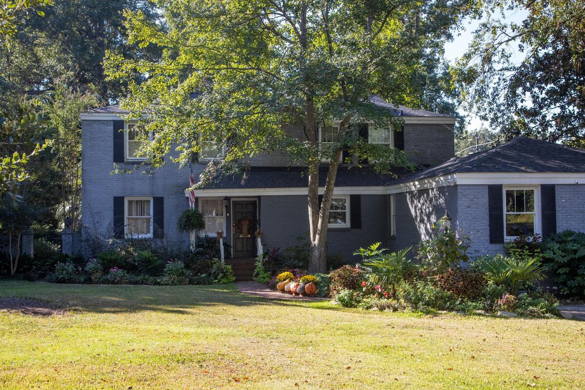 Readers of The State newspaper told us which lawns they think are the best around Columbia, South Carolina. This lawn in the north Columbia neighborhood was photographed on Friday, October 7, 2022.