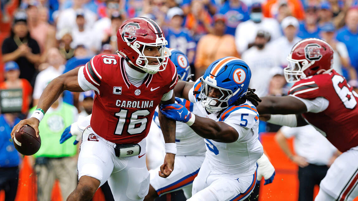 Watch: LaNorris Sellers shows frustration again with Gamecocks receivers vs. Florida