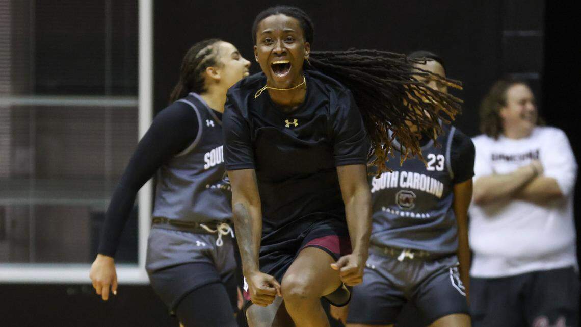 How Khadijah Sessions is bringing energy, expertise as coach for USC women’s basketball