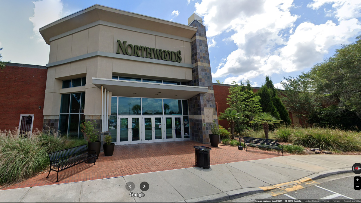 An off-duty deputy was shopping at Northwoods Mall in North Charleston, South Carolina, when he intervened in a jewelry store robbery, a sheriff’s office says.