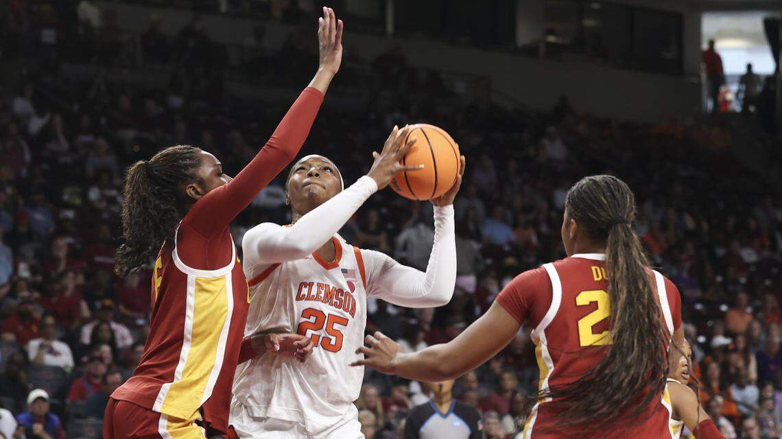 Southern Cal WBB ousts Clemson from March Madness. Battle with Gamecocks next