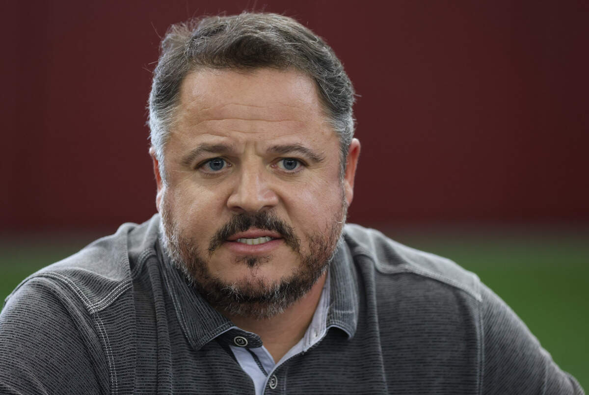South Carolina offensive coordinator Dowell Loggains 