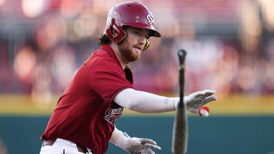 South Carolina baseball bounces back with victory over Wofford