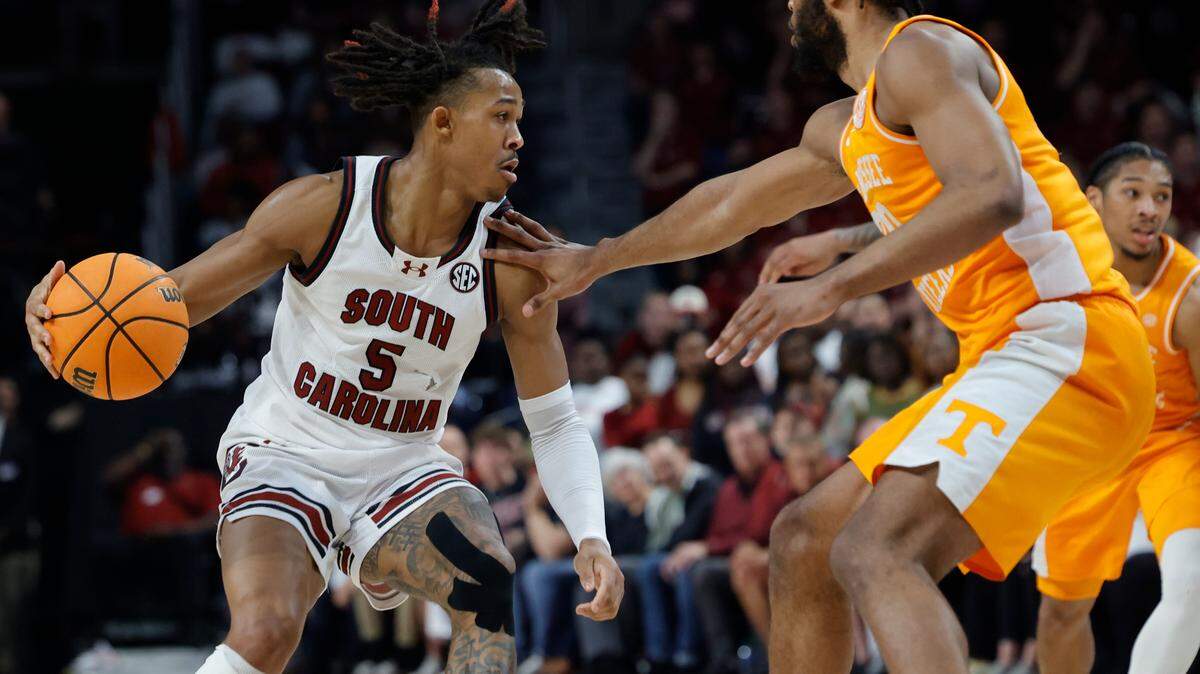 South Carolina guard Meechie Johnson (5) plays Tennessee at Colonial Life Arena on Wednesday, March 6, 2024.