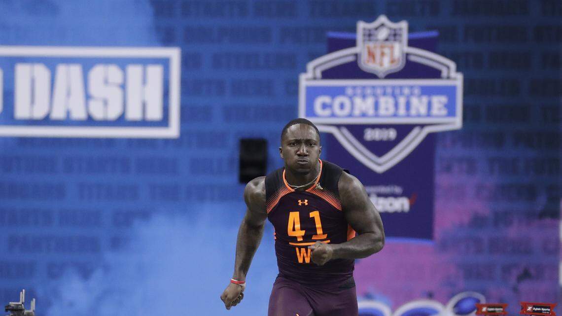 South Carolina wide receiver Deebo Samuel runs the 40-yard dash during the NFL football scouting combine, Saturday, March 2, 2019, in Indianapolis. (AP Photo/Darron Cummings)