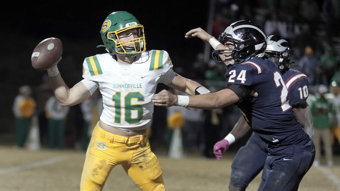 SC high school football playoff scores: 4 Midlands teams advance to state championships