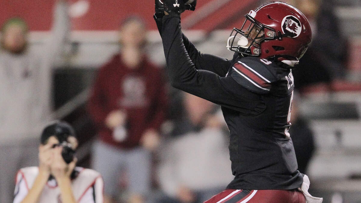 South Carolina defensive back Cam Smith is expected to be a big part of the secondary in 2021.