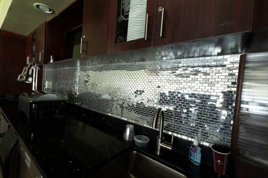 The 18 suites at Williams-Brice Stadium have private buffet areas.The waiting list for a suite is more than 120 people long. One has not come available since 2016.