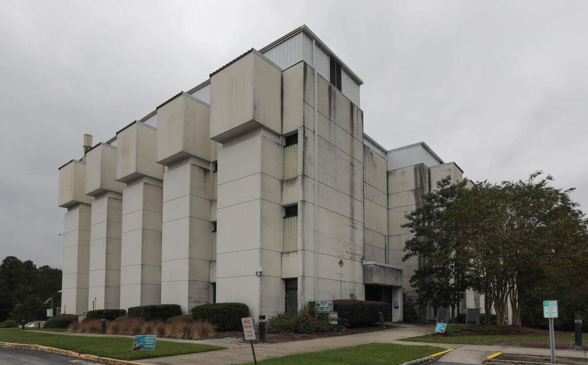 The DHEC lab was built between 1976-79. The agency has since outgrown the building and the building is deteriorating as water seeps into the structure.