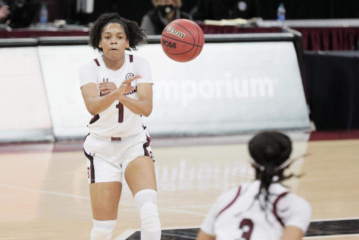 South Carolina Gamecocks guard Zia Cooke (1) passes to South Carolina Gamecocks guard Destanni Henderson (3) at Colonial Life Arena on Thursday, January 21, 2021.