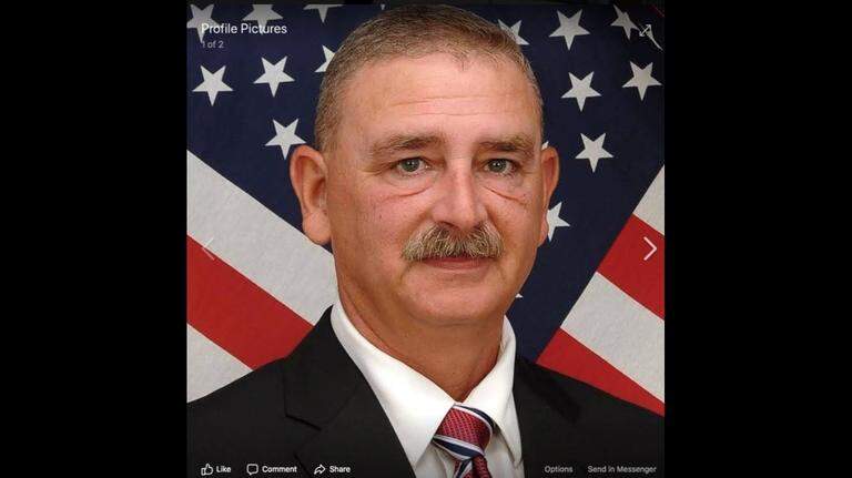 Former Spartanburg Sheriff Chuck Wright to plead guilty to wire fraud, conspiracy