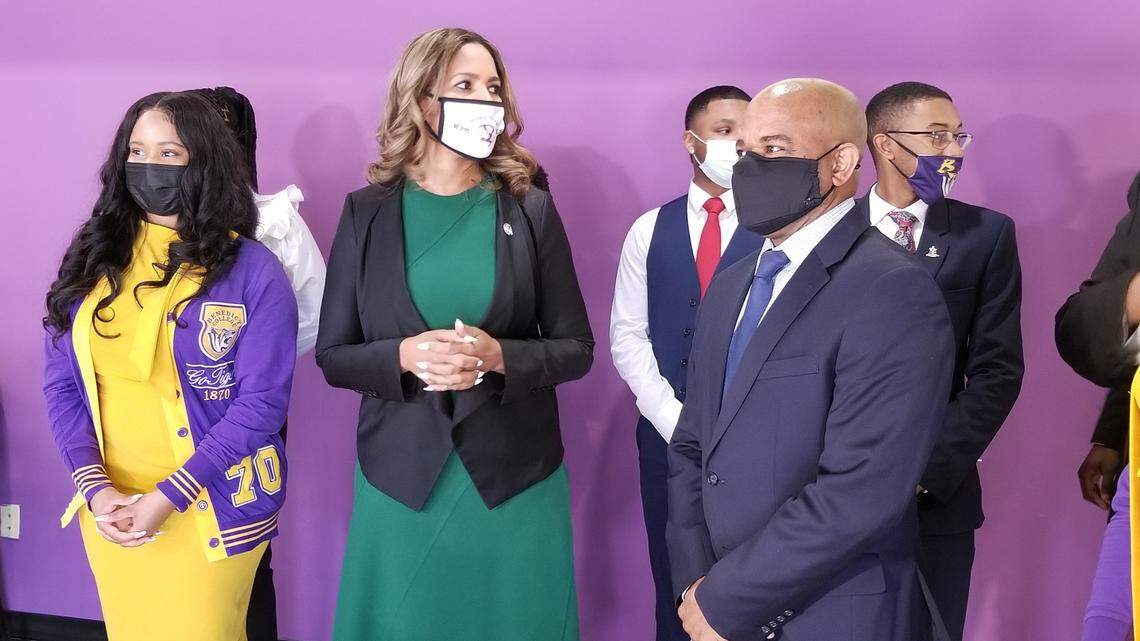 Benedict College President Roslyn Clark Artis, center, and ECPI University President James Weaver on Monday announced an agreement that will allow Benedict graduates with degrees in cybersecurity to have guaranteed admission to ECPI’s masters in cybersecurity program.