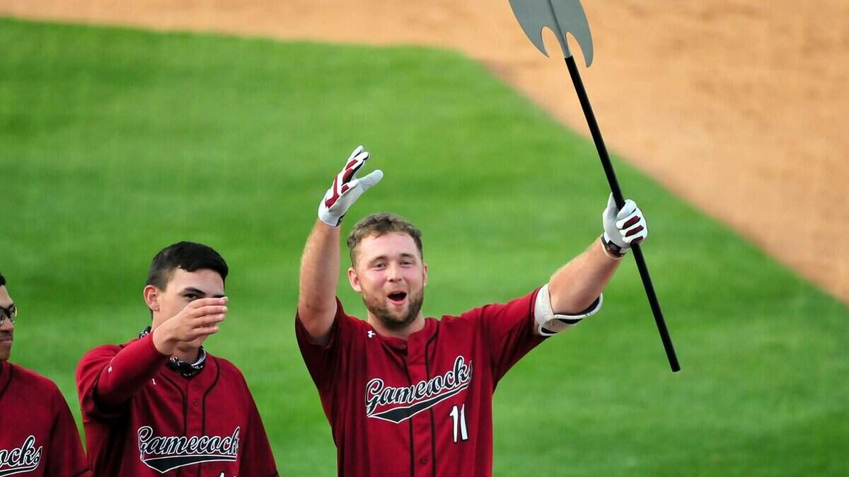 Andrew Eyster will return for the 2022 baseball season.