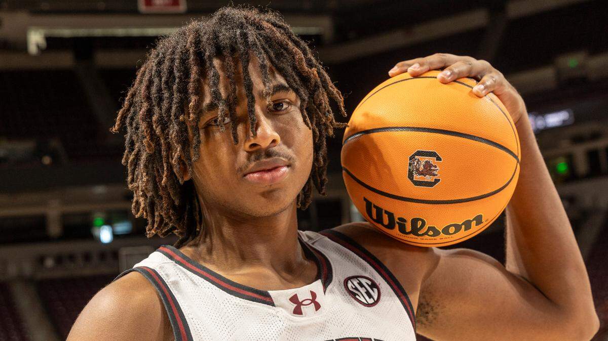 South Carolina’s Collin Murray-Boyles (30) poses for a portrait in the Colonial Life Arena on Monday, Oct. 21, 2024.