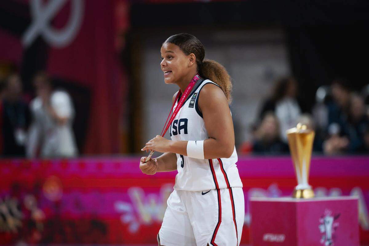 South Carolina women’s basketball recruit Jerzy Robinson after winning a gold medal with Team USA at the FIBA U19 Women’s Basketball World Cup in 2025.