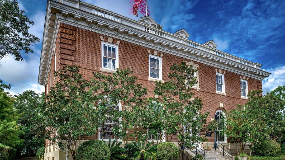 An imposing brick building along historic Georgetown’s Front Street that once served as a customs house and post office is for sale for $5.85 million.