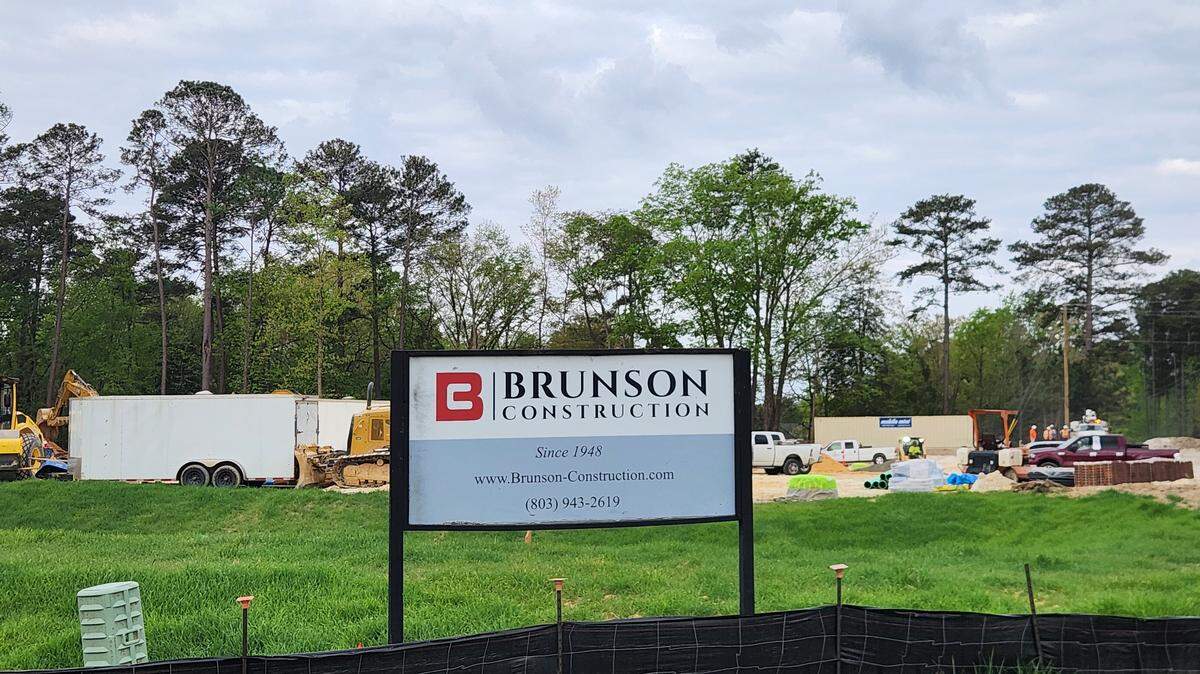 A Parker’s Kitchen store is being built at the southwest corner of N. Lake Drive and Pilgrim Church Road in Lexington, SC, per county records.