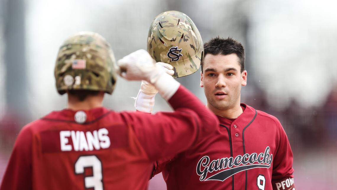 South Carolina baseball drops fifth straight in loss to Charlotte. What we saw