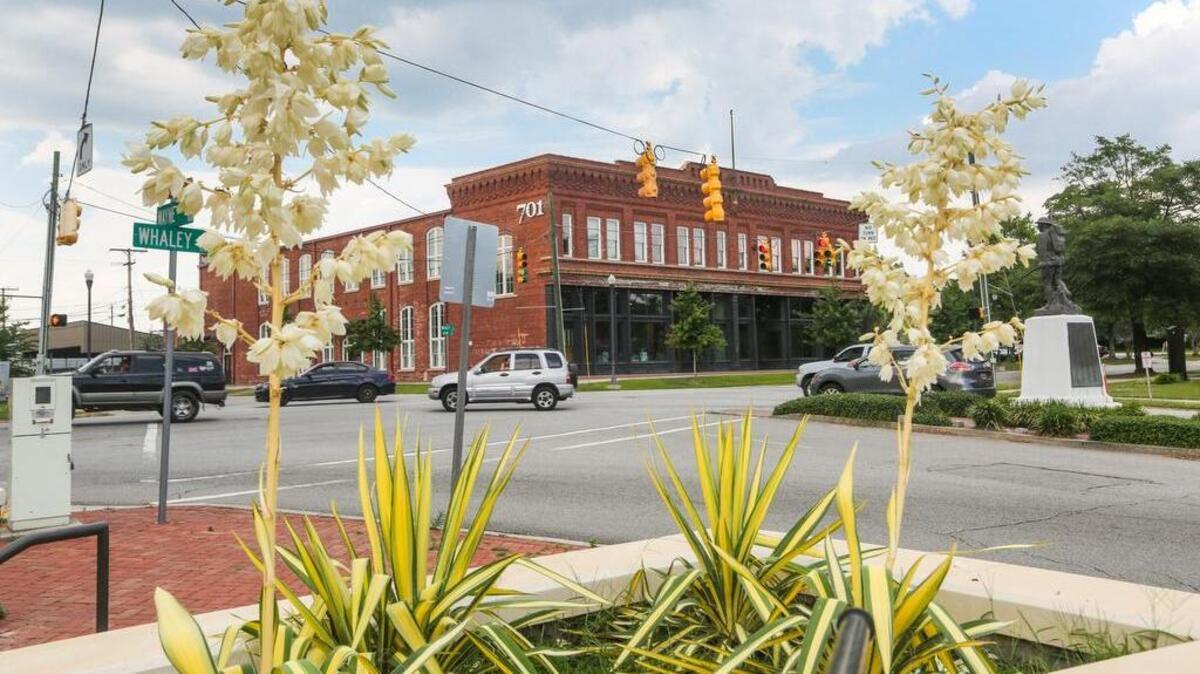 701 Whaley.