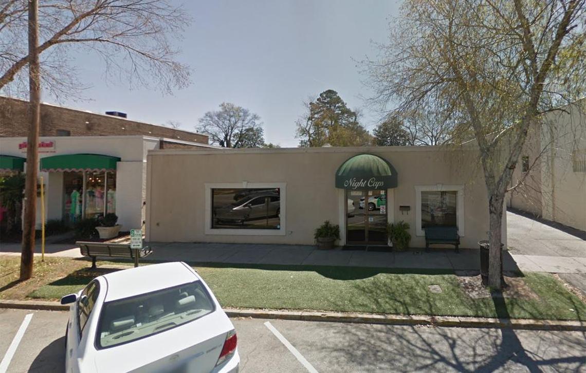 Night Caps on Devine Street is conveniently walkable to the Shandon neighborhood in Columbia.