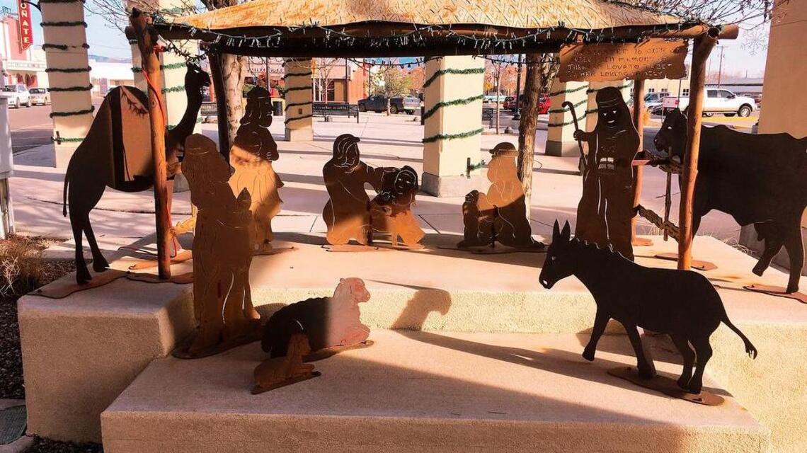 Public square Nativity scene takedown demands increasingly ignored